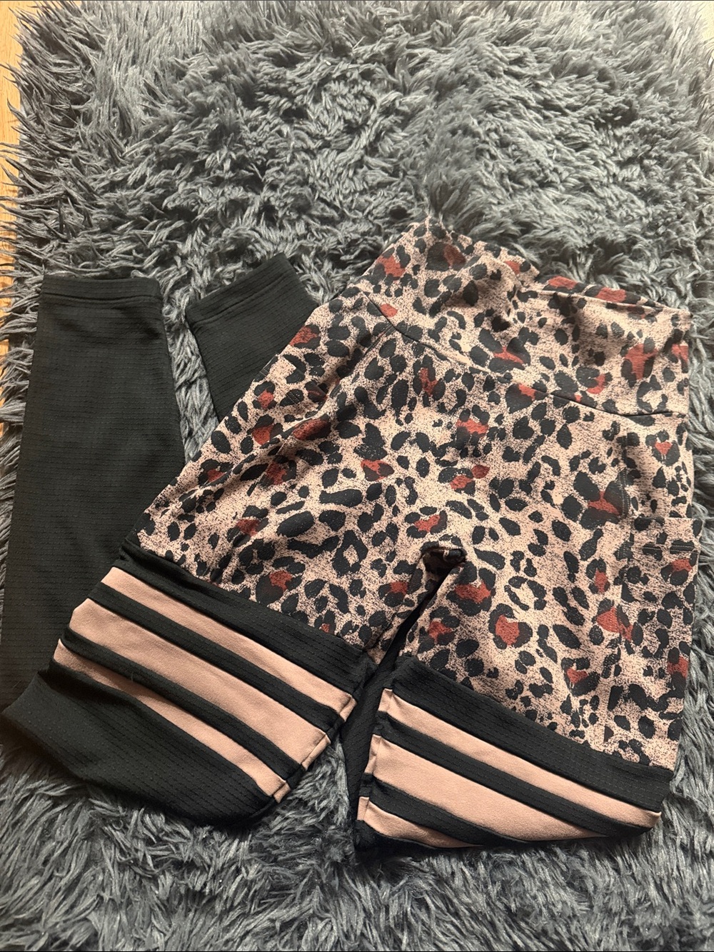 Bombshell sportswear Leopard Print Leggings